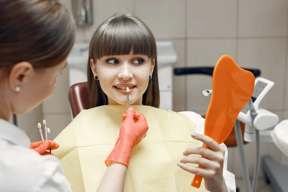 What to Do If a Porcelain Crown or Veneer Breaks or Falls Off